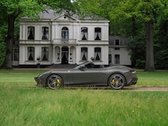 Ferrari Roma Spider - 3.9 V8 | Pass. display | Daytona Seats | Carbon stuur | Grigio Scuro | Stoelventilatie