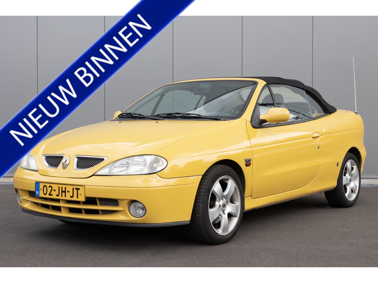 Renault Mégane Cabrio - 1.4-16V Expression NL-AUTO | AIRCO | LMV | TREKHAAK | - AutoWereld.nl