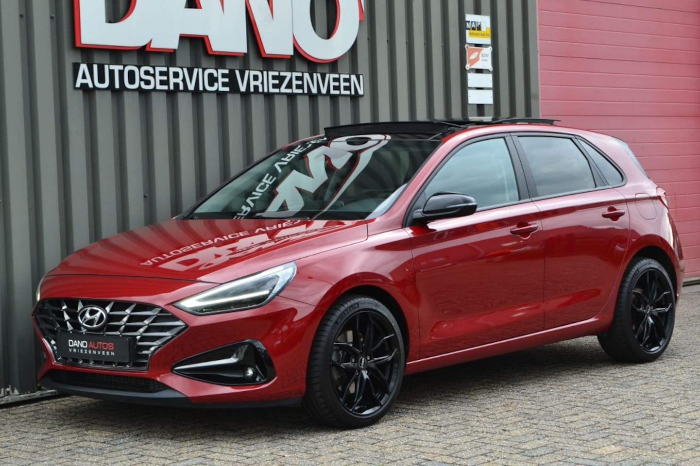 Hyundai i30 - 1.5 T-GDi MHEV Premium Navi/Camera/LED/18'' inch - AutoWereld.nl