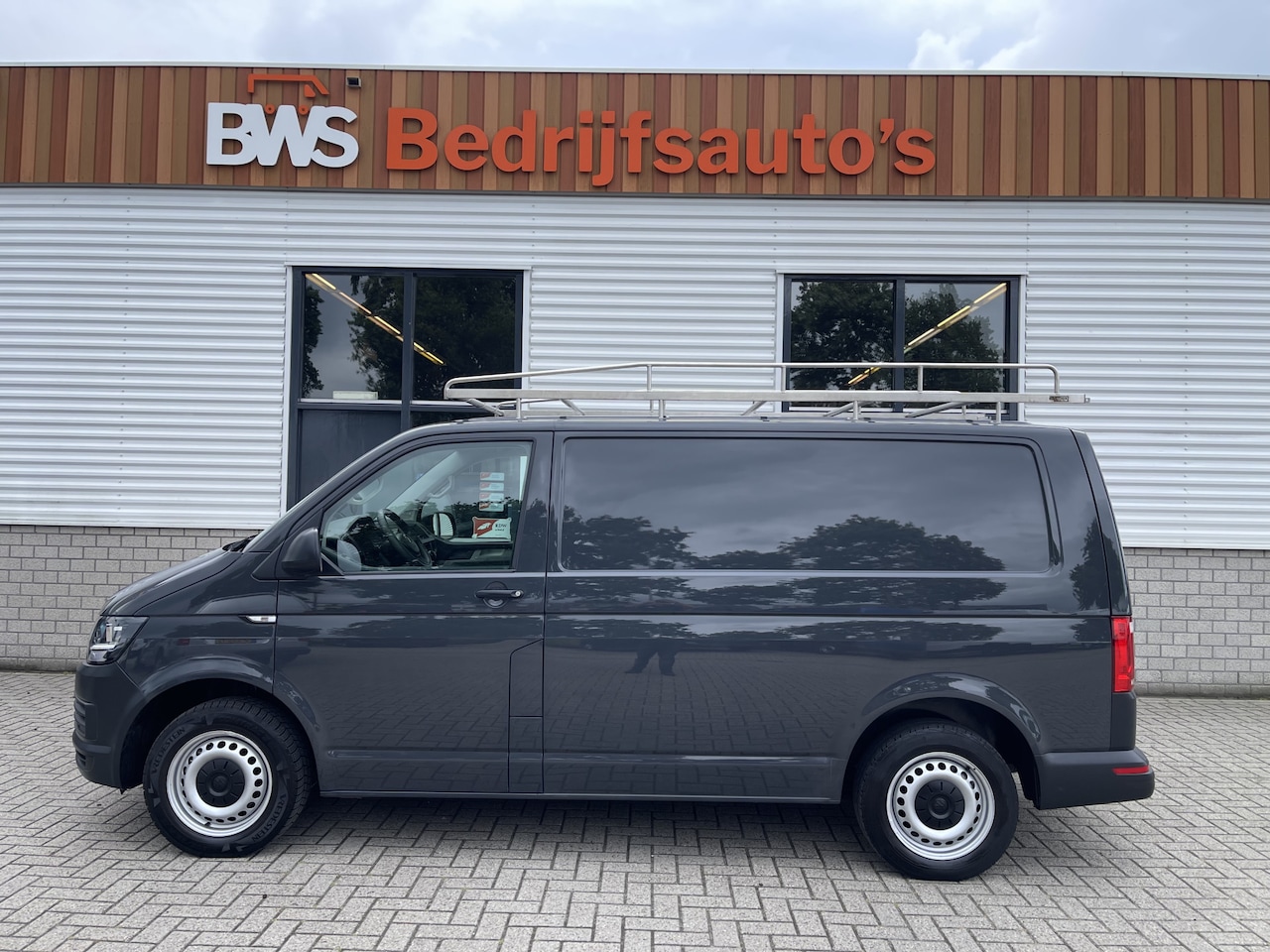 Volkswagen Transporter - 2.0 TDI L1H1 Comfortline / vaste prijs rijklaar € 13.950 ex btw / lease vanaf € / airco / - AutoWereld.nl