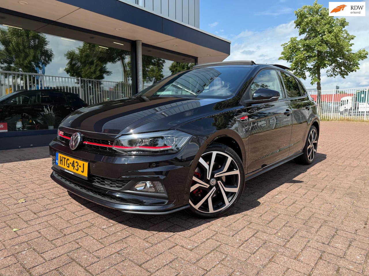Volkswagen Polo - 2.0 TSI GTI | Pano | Virtual | LED - AutoWereld.nl