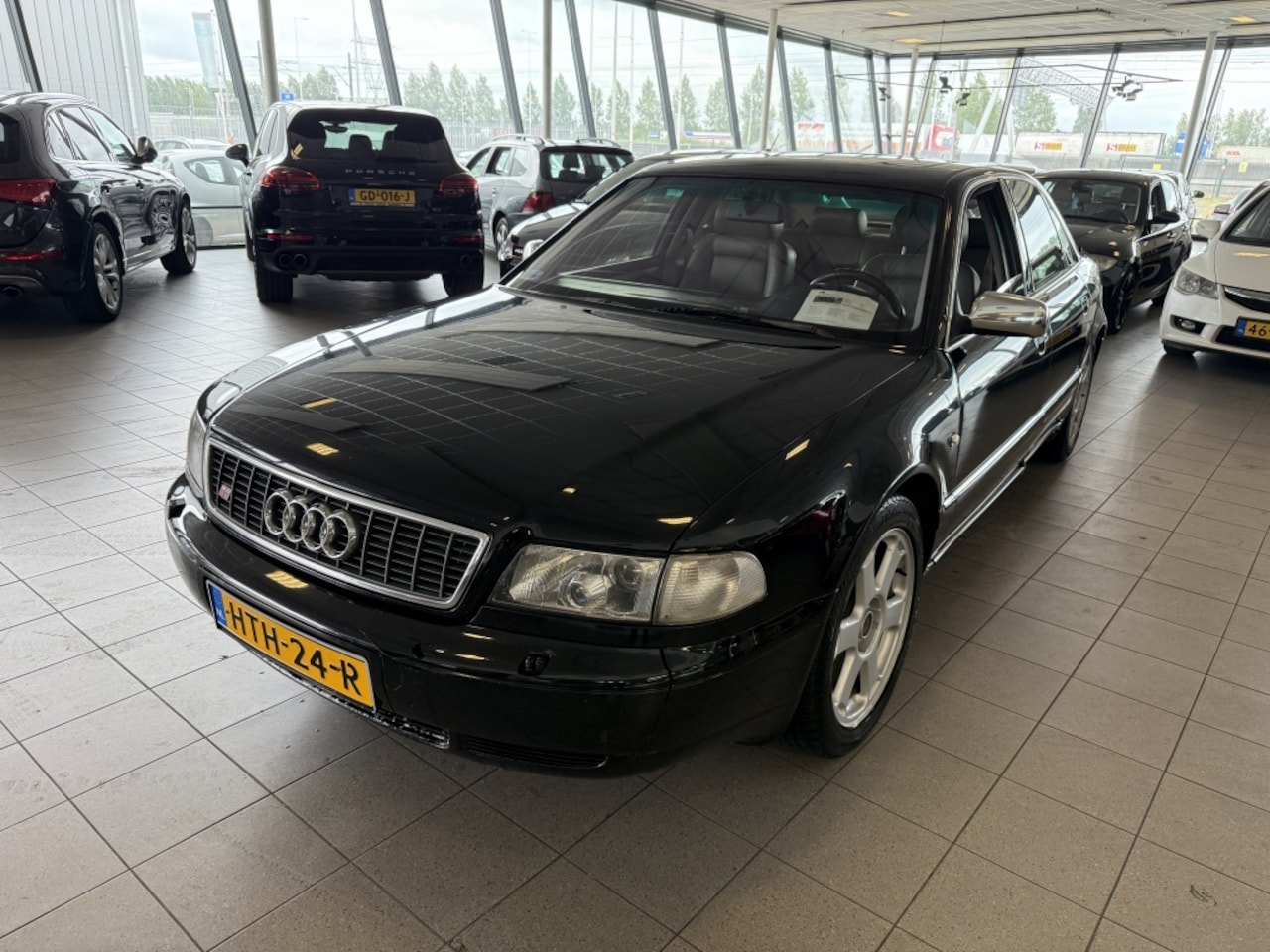 Audi S8 - 4.2 S8 - AutoWereld.nl