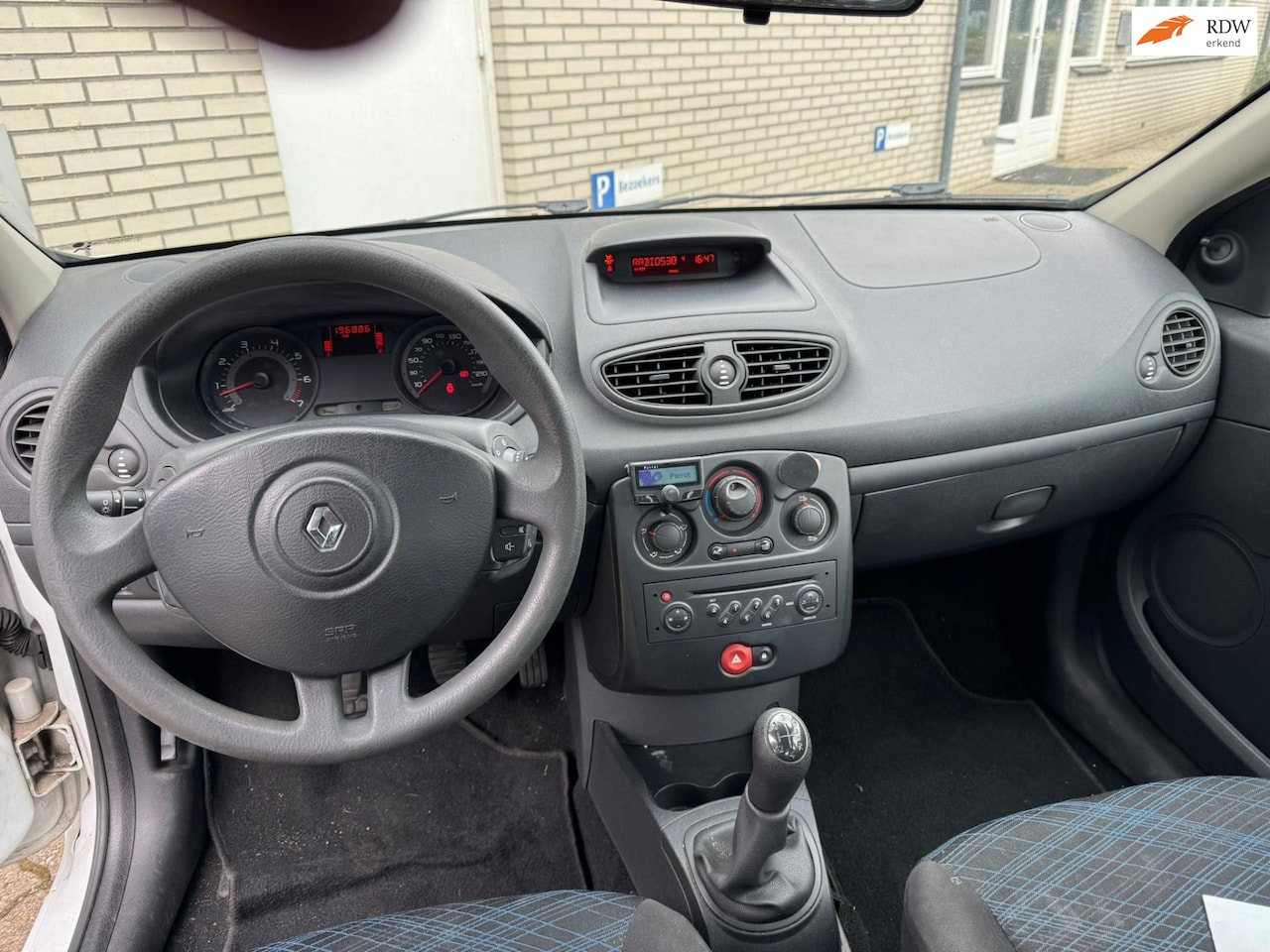 Renault Clio - 1.2-16V Business Line 1.2-16V Business Line - AutoWereld.nl