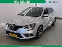 Renault Mégane Estate - 1.3 TCe 140pk Automaat Bose | Panoramadak | Trekhaak | Easy Life Pack | Pack Vision | HUD