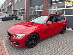 BMW 3-serie Touring - 316i Sport LED Navi Trekhaak Cruise PDC