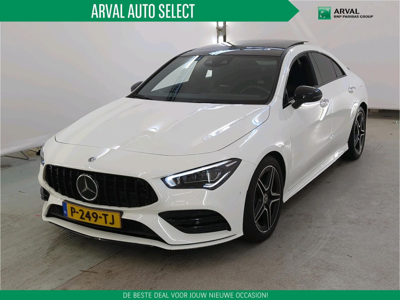 Mercedes-Benz CLA-Klasse - 200 163pk Automaat Business Solution Plus AMG | Panoramadak | 18" | Navi | Apple CarPlay | - AutoWereld.nl
