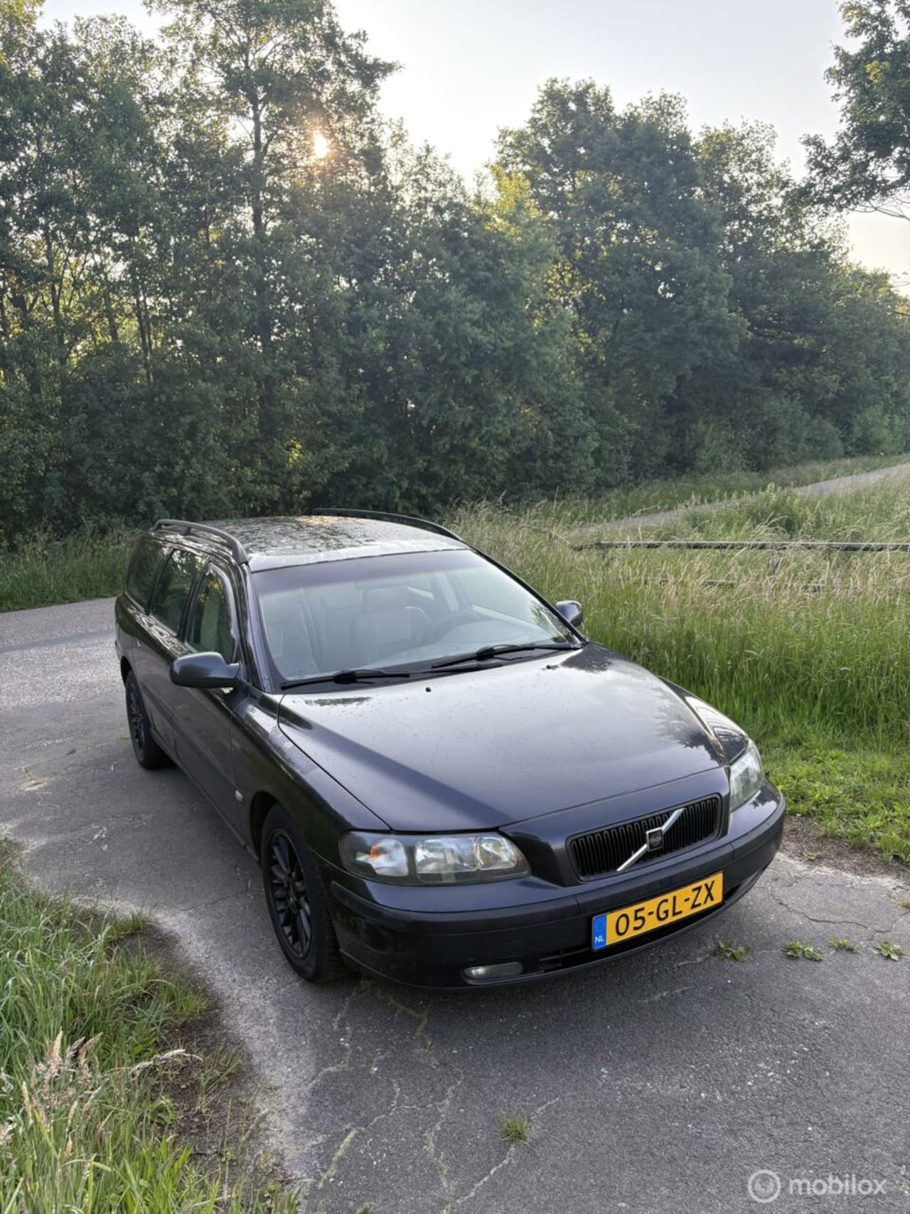 Volvo V70 - 2.4 2.4 - AutoWereld.nl