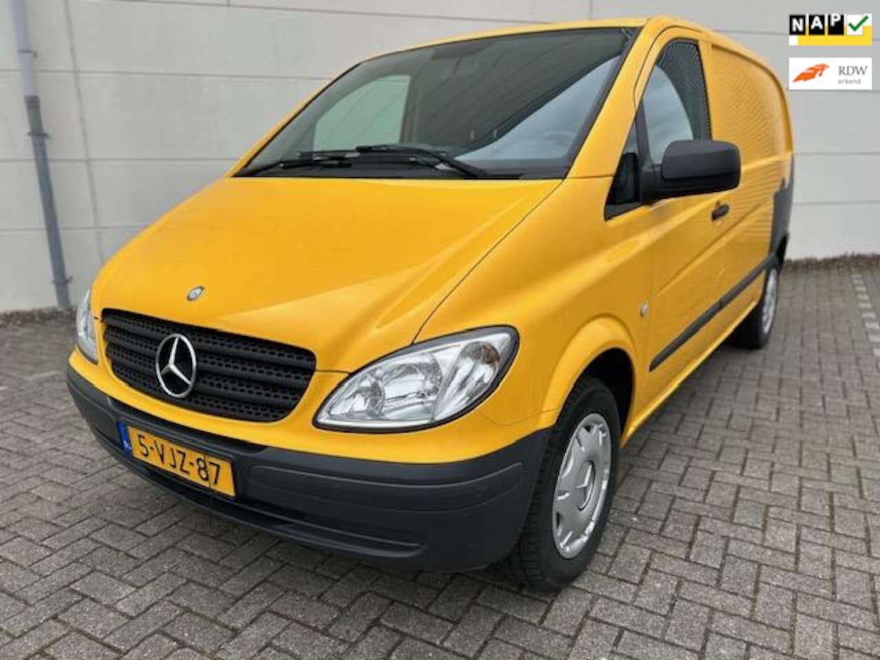 Mercedes-Benz Vito - 111 CDI 320 Lang DC luxe Amigo Cruise Controle , Airco , 6 Bak en Btw auto - AutoWereld.nl