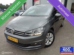 Volkswagen Touran - 1.5 TSI Comfortline Business 7p/AUTOMAAT/Airco/Cruise/Trekhaak/Carplay