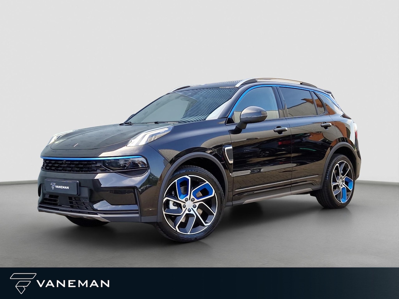 Lynk & Co 01 - 1.5 T Phev | 360 Camera | Pano | Infinity | Stoelverwarming | BSD | - AutoWereld.nl