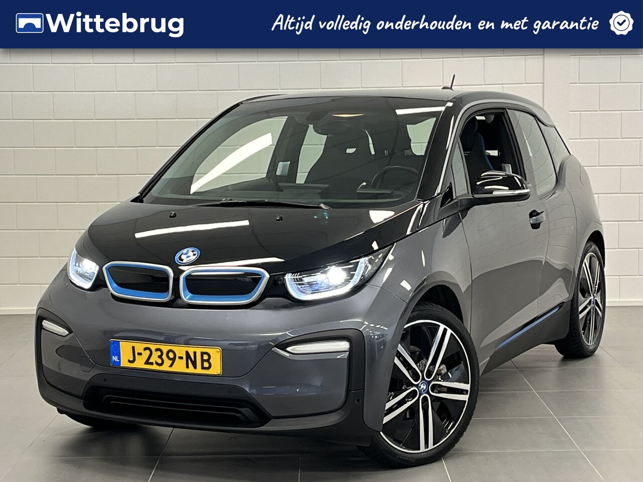 BMW i3 - Executive Edition 120Ah 42 kWh NAVIGATIE | LICHTMETALEN VELGEN | ALL SEASON BANDEN | NETTE - AutoWereld.nl