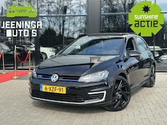 Volkswagen Golf - 1.4 TSI GTE | Pano | 19 Inch | Camera