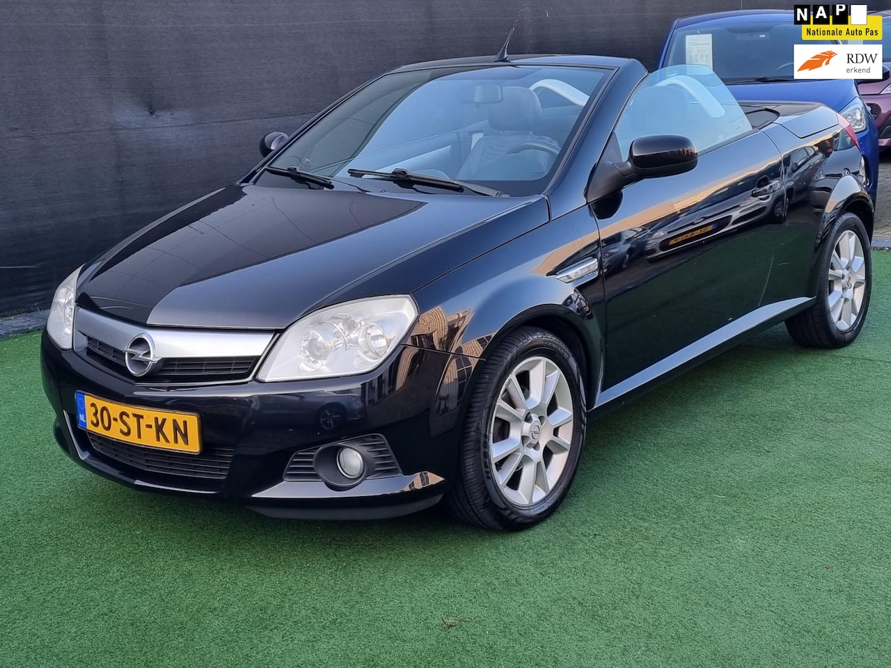 Opel Tigra TwinTop - 1.4-16V Sport NAP! - AutoWereld.nl