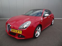 Alfa Romeo Giulietta - 1.7 TBi Quadrifoglio Verde | 236-PK | PANO | LEDER | NL - AUTO