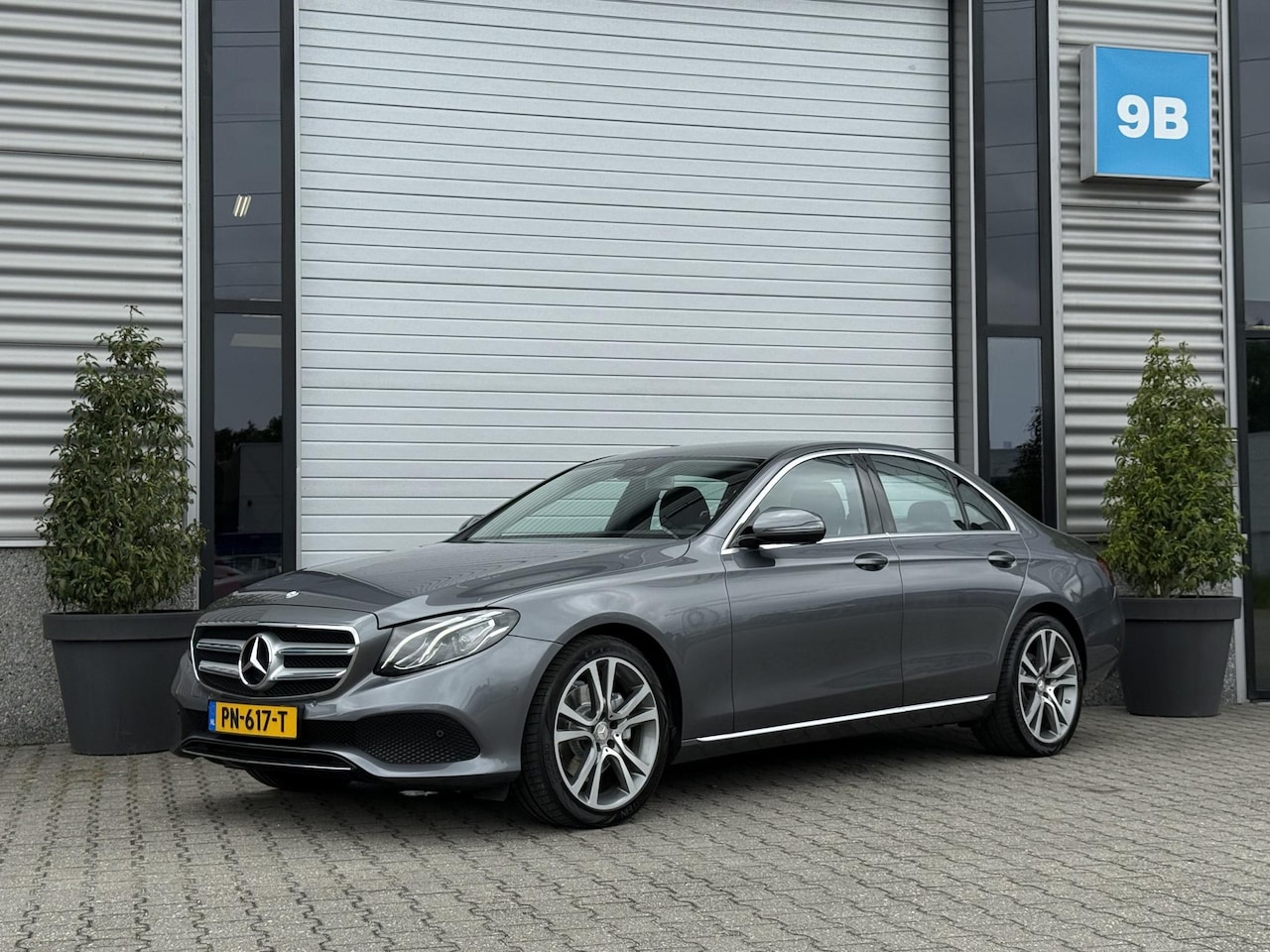 Mercedes-Benz E-klasse - 250 Camera | Widescreen | CarPlay | LED | Sfeerverlichting | Weinig KM - AutoWereld.nl