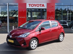 Toyota Yaris - 1.5 HYBRID ASPIRATION CRUISE NAVI BLUETOOTH CLIMA NL-AUTO LAGE-KM STAND