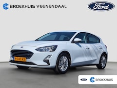 Ford Focus - 1.0 EcoB 125PK Titanium | Trekhaak | Cruise Control | Climate Control