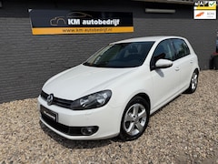 Volkswagen Golf - 1.8 TSI Highline Automaat *PDC*Clima*Nav*NieuweApk