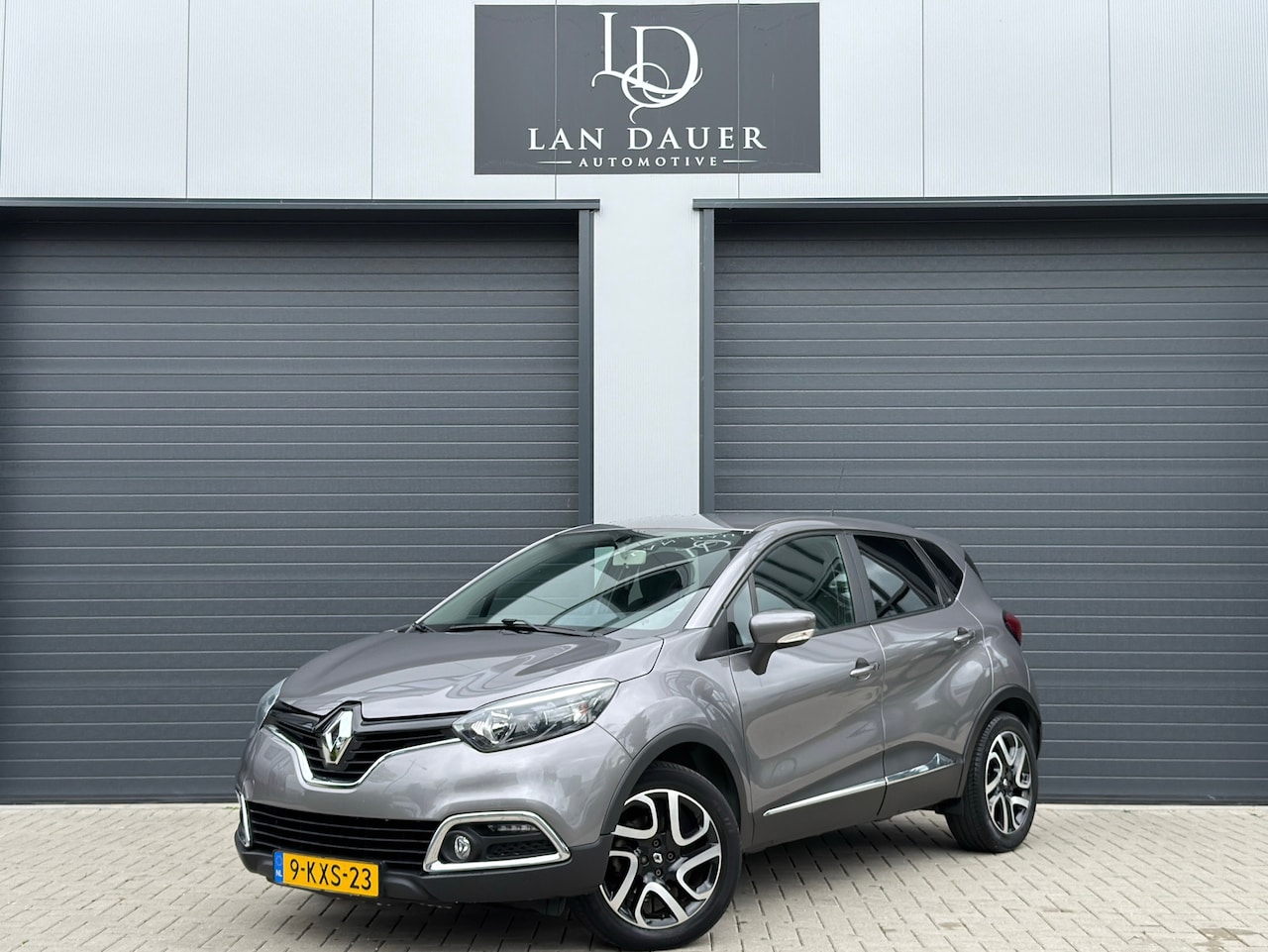 Renault Captur - 1.2 TCe Expression / Automaat / NAP / Boekjes - AutoWereld.nl