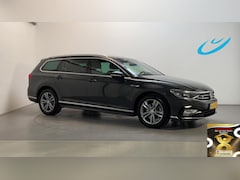 Volkswagen Passat Variant - 1.5 TSI 150pk DSG Elegance Business R R-Line Virtual Cockpit Stoelverwarming Navigatie DAB