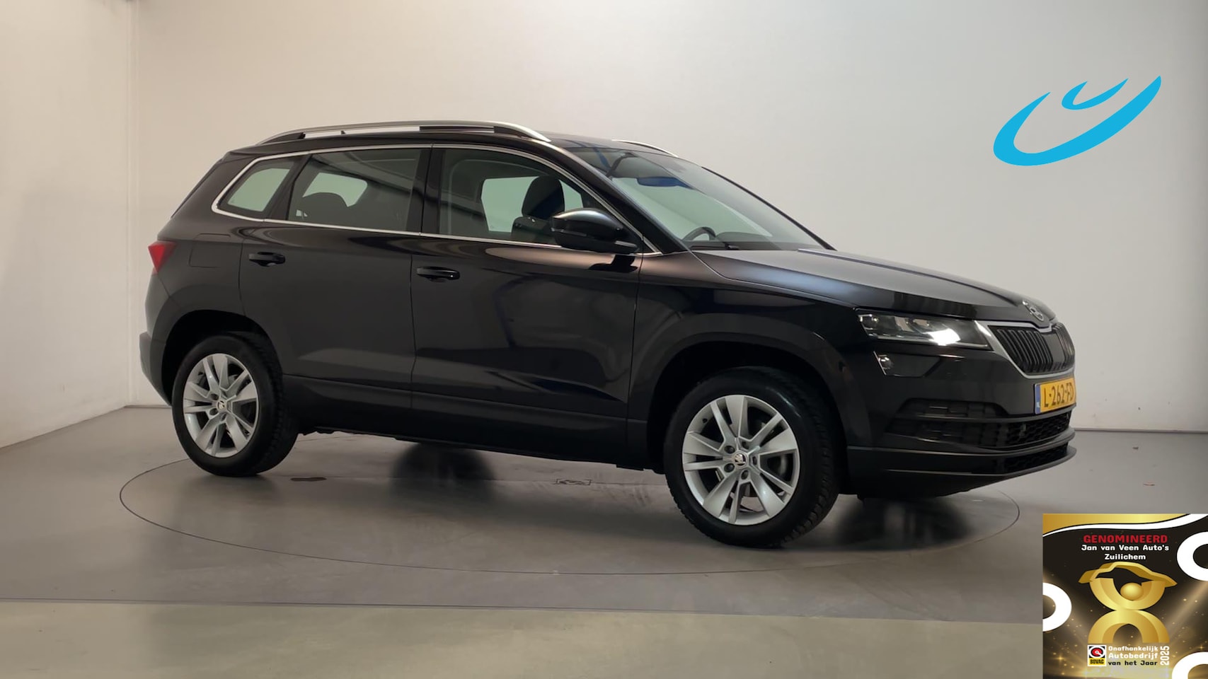 Skoda Karoq - 1.5 TSI 150pk ACT Business Edition Plus LED Panoramadak Camera Navigatie - AutoWereld.nl