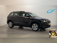 Skoda Karoq - 1.5 TSI 150pk ACT Business Edition Plus LED Panoramadak Camera Navigatie