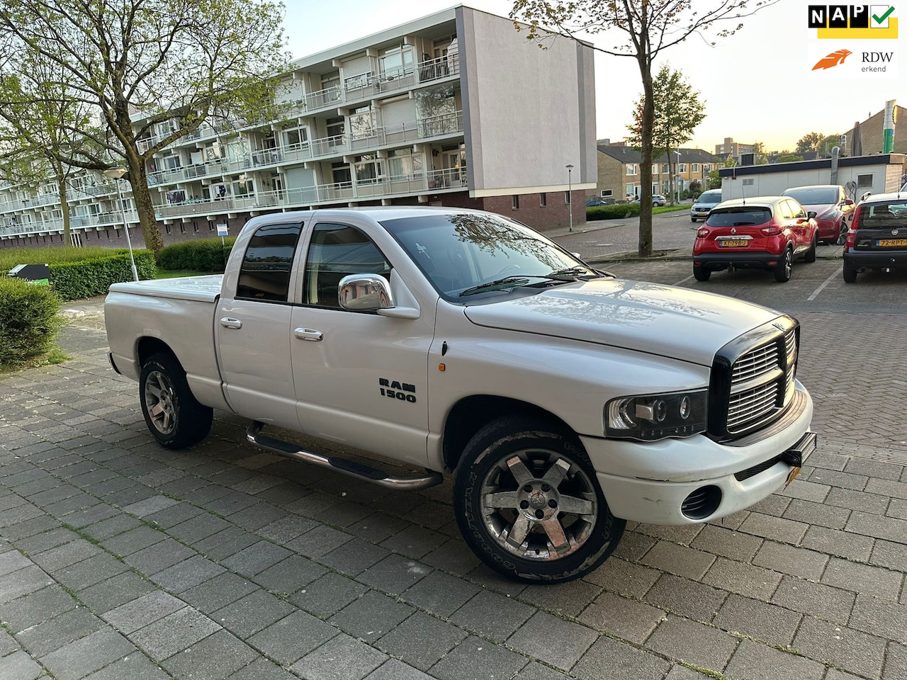 Dodge Ram 1500 - Dubbel Cabine l Kleppen Uitlaat l Rijdt en Schakelt goed - AutoWereld.nl