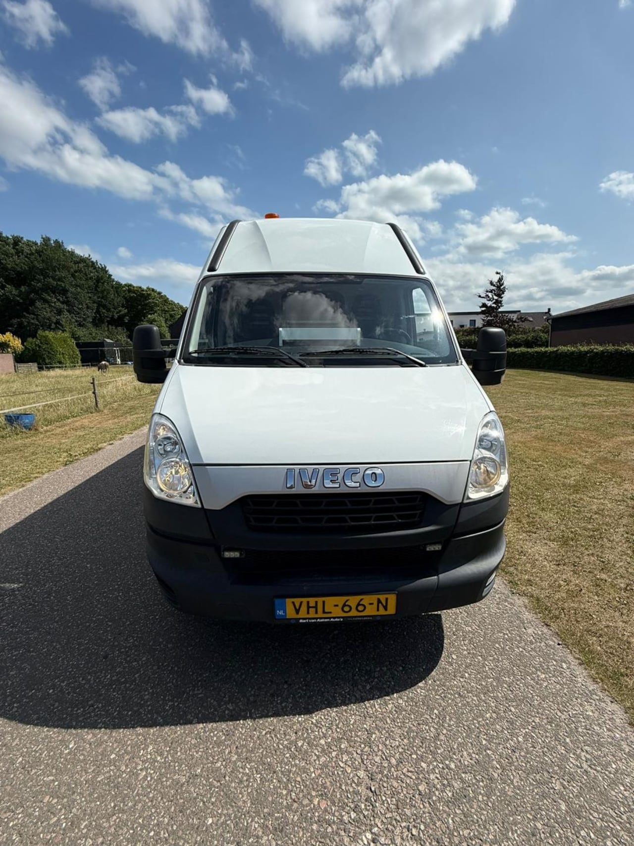 Iveco Daily - 35 C 15V 330 H2 35C15V 330 H2 - AutoWereld.nl