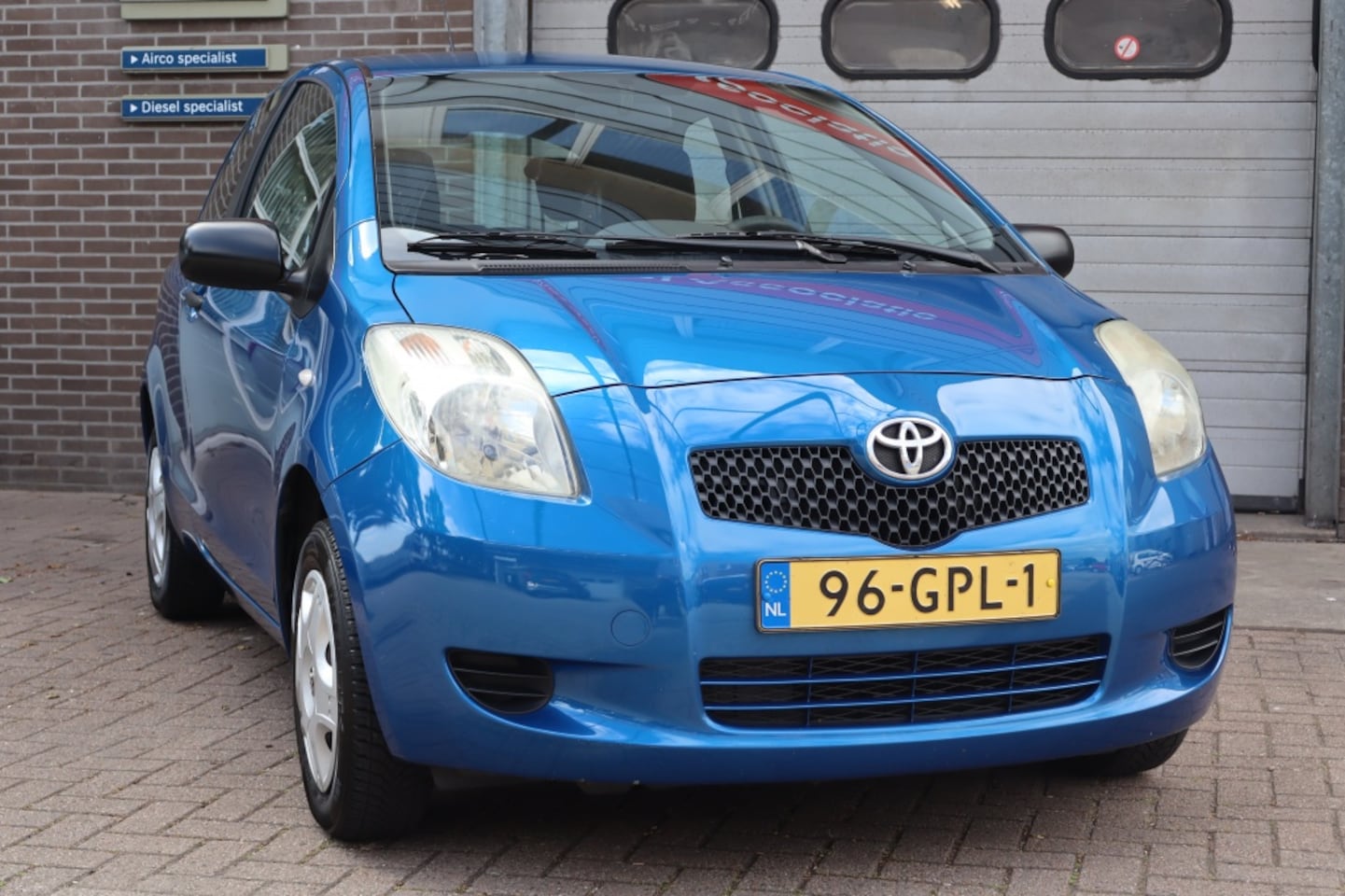 Toyota Yaris - 1.0 VVT-i 1.0 VVTi + - AutoWereld.nl