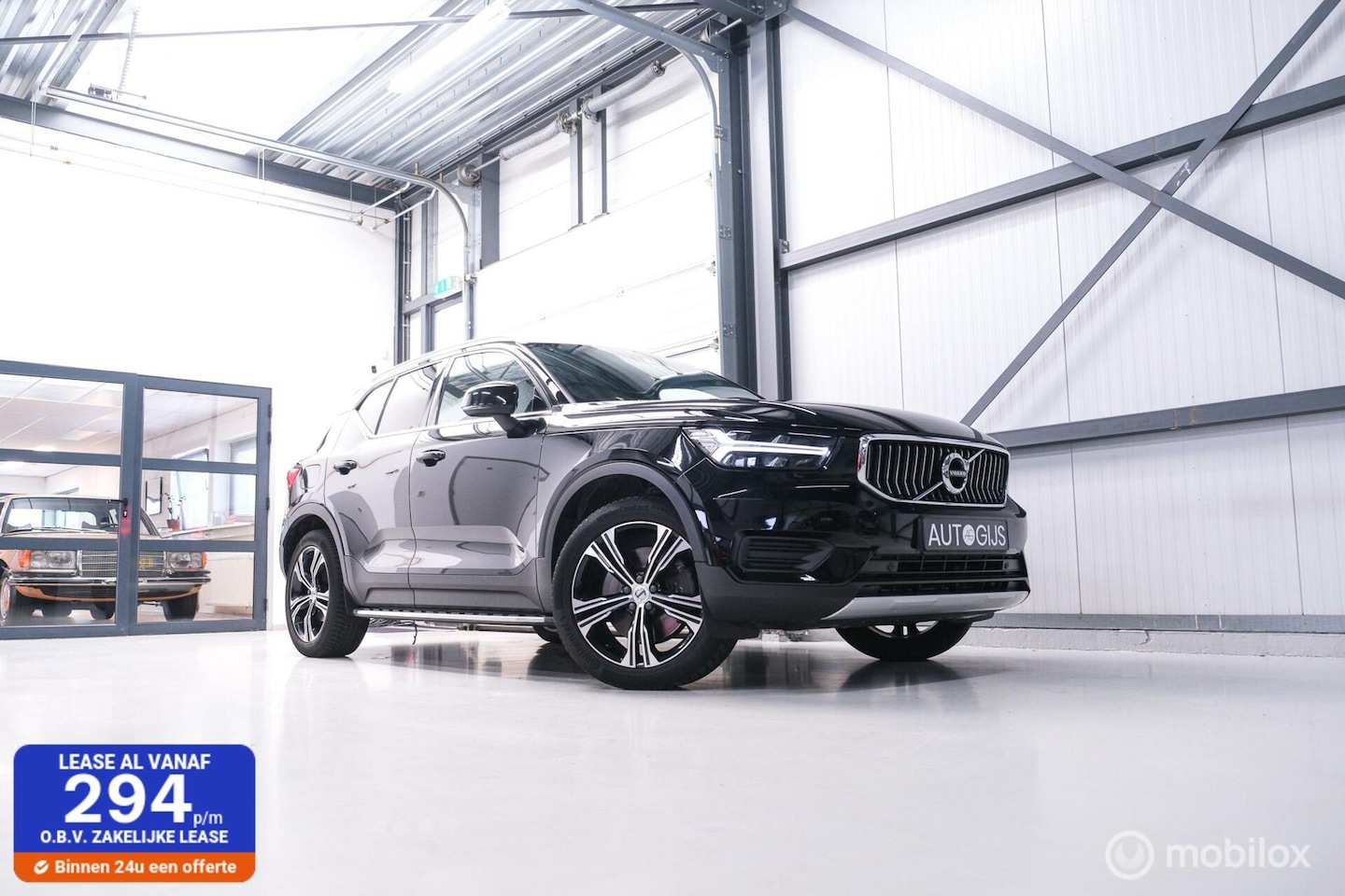 Volvo XC40 - 1.5 T4 Plug-in hybrid Essential Bright | Trekhaak | Camera | Stoel en stuurwiel verwarming - AutoWereld.nl