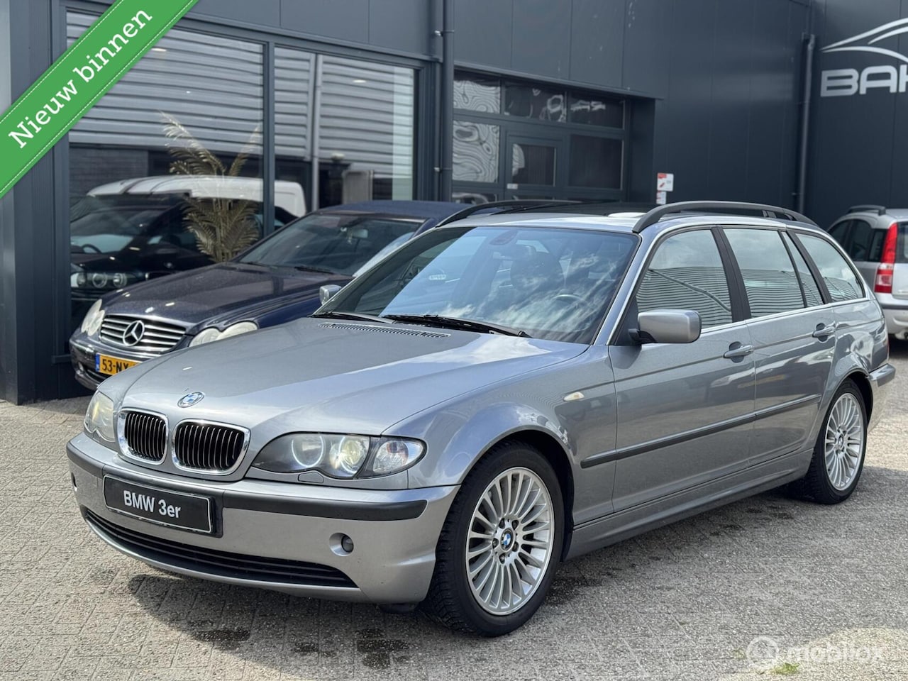 BMW 3-serie Touring - 320i Special Edition - Xenon - Automaat - - AutoWereld.nl