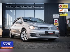 Volkswagen Golf - 1.0 TSI Business Edition*NAVI*CAMERA*CARPLY