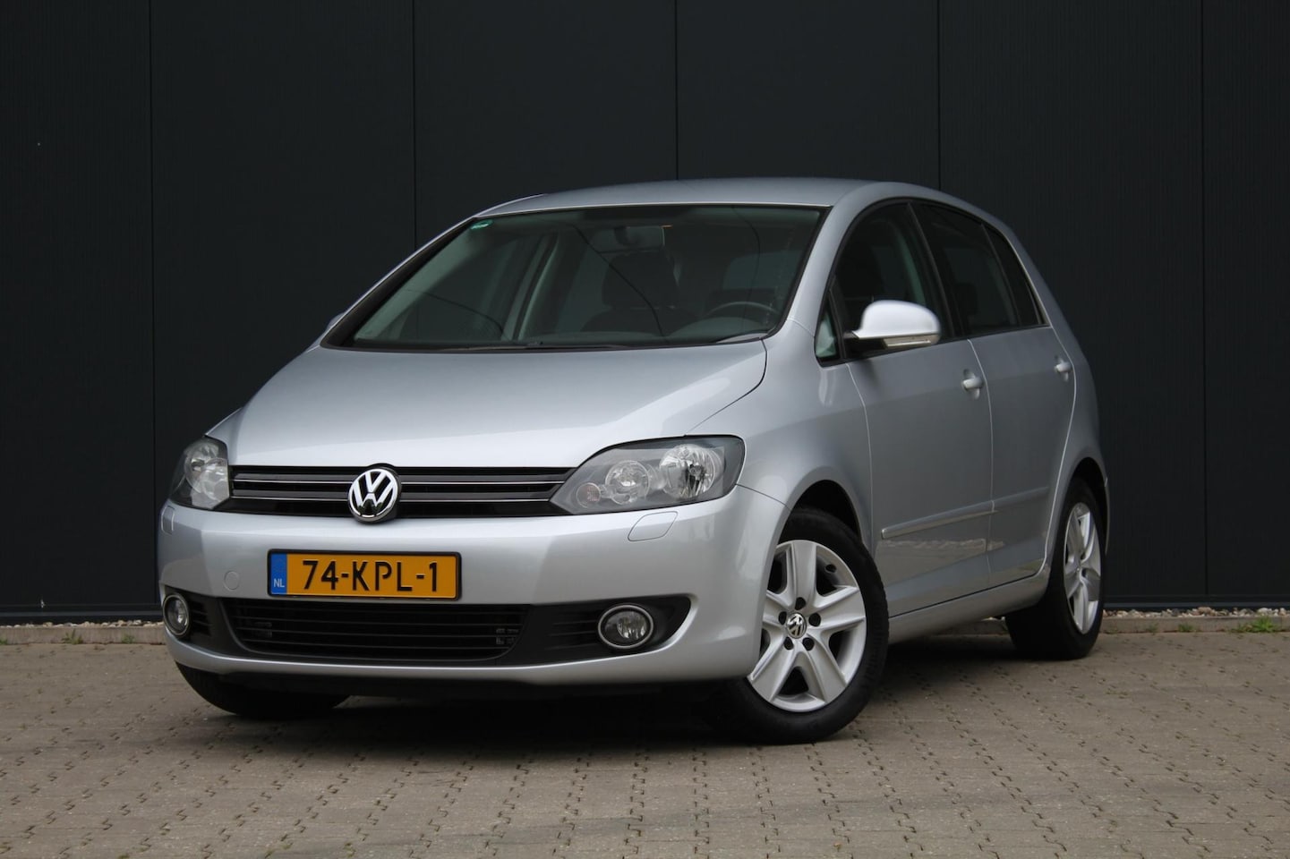 Volkswagen Golf Plus - 1.4 TSI Comfortline | Navigatie | Clima / Cruise control | NAP | APK | - AutoWereld.nl