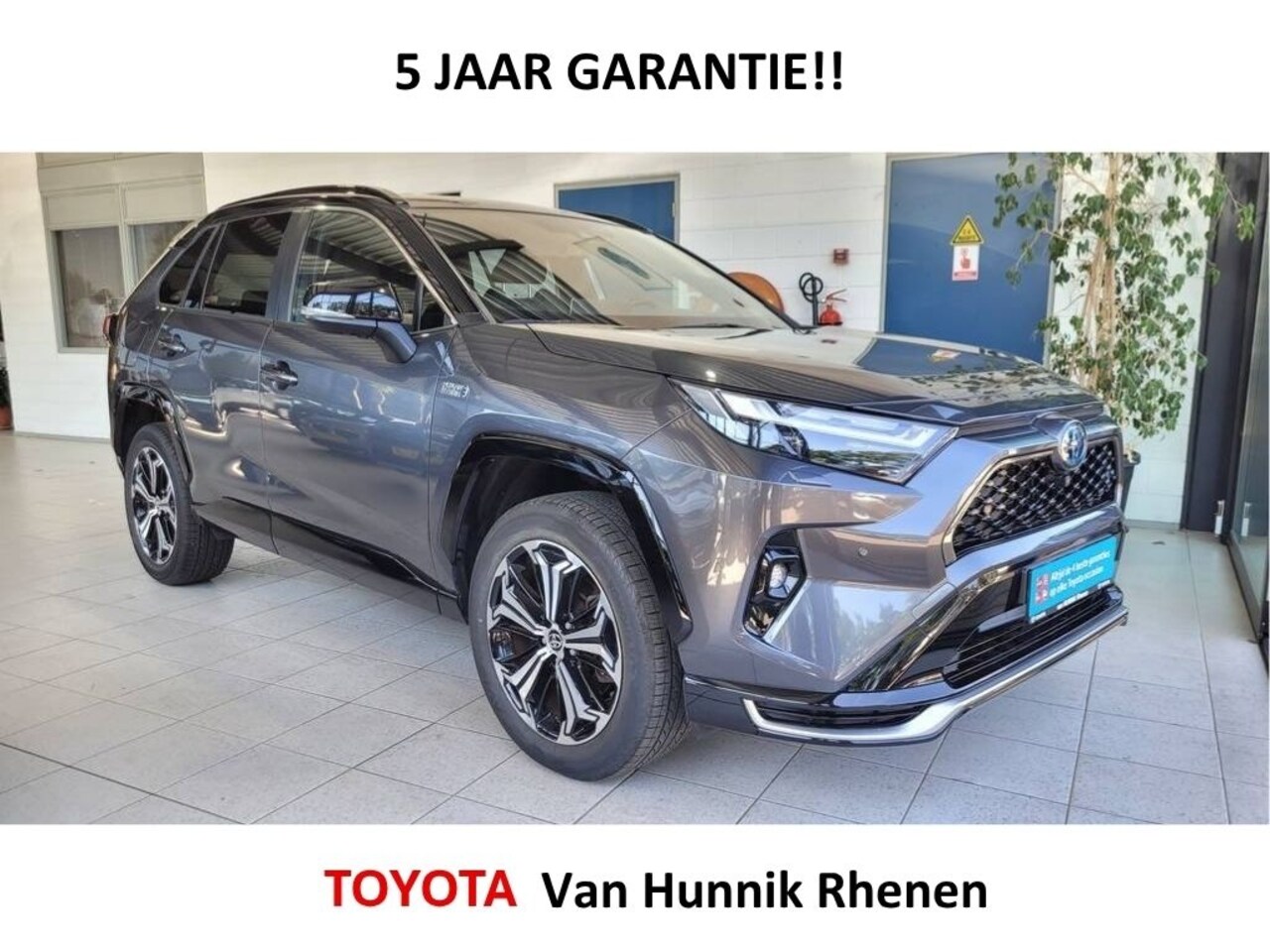 Toyota RAV4 - 2.5 Plug-in Hybrid AWD Bi-Tone Style | JBL | 360 cam | HUD | Sto - AutoWereld.nl