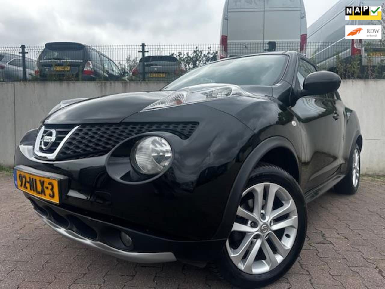 Nissan Juke - 1.6 Acenta Eco/CLIMA/NIEUWE APK AFLEVERING/CRUISE/INRUILKOOPJE/ - AutoWereld.nl