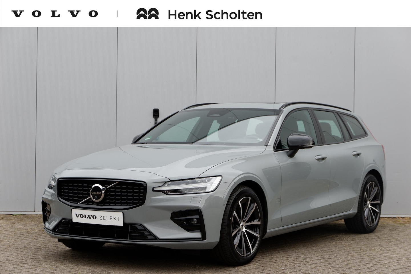 Volvo V60 - B4 Automaat Ultimate Dark | Stoel- en Stuurverwarming | Sportstoelen met memory | 360° cam - AutoWereld.nl