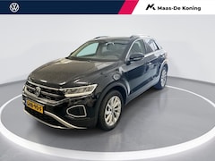 Volkswagen T-Roc - 1.5 Tsi 150pk DSG Life Edition · Camera · Dodehoeksensor · Apple/Android Car Play · Keyles