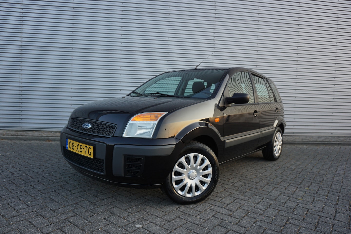 Ford Fusion - 1.4-16V Champion Airco / Elektr. ramen / Trekhaak / NAP - AutoWereld.nl