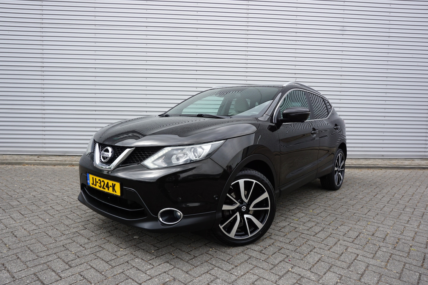 Nissan Qashqai - 1.2 Tekna Climate / Navi / Camera / Pano. / Cruise / Trekhaak / NAP - AutoWereld.nl
