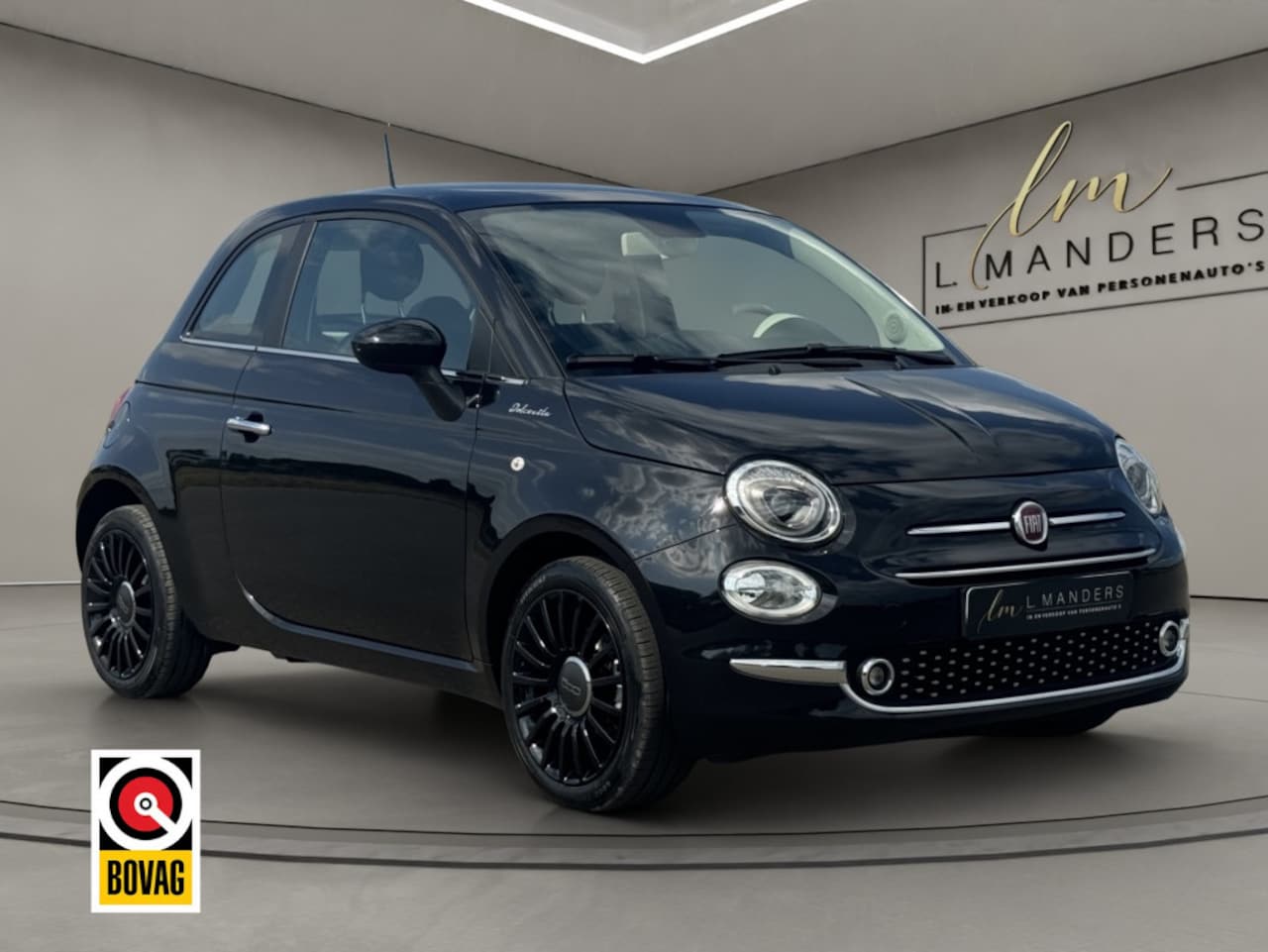 Fiat 500 - 1.0 Hybrid Dolcevita 2022 ZWART | Panoramadak | Climate Control - AutoWereld.nl