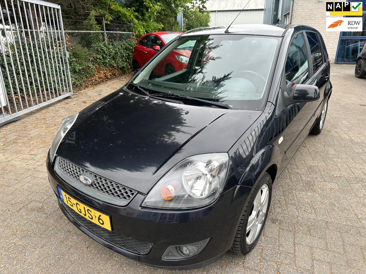 Ford Fiesta - 1.4-16V Futura XL 1.4-16V Futura XL, Clima, Dealeronderhouden, 1e eigenaar!, Apk 07/2026 - AutoWereld.nl