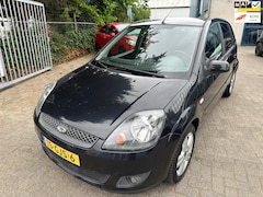 Ford Fiesta - 1.4-16V Futura XL, Clima, Dealeronderhouden, 1e eigenaar, Apk 07/2026