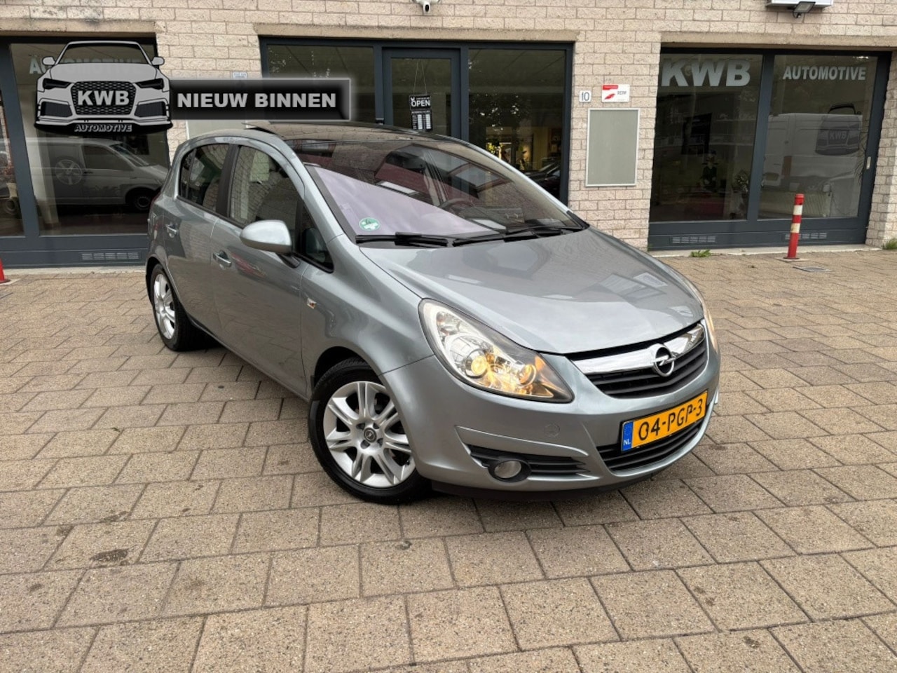 Opel Corsa - 1.4-16V Cosmo Panoramadak Leer NAP - AutoWereld.nl