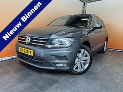 Volkswagen Tiguan Allspace - 1.5 TSI Comfortline Business 7p. AUTOMAAT | NAVIGATIE | LEER |