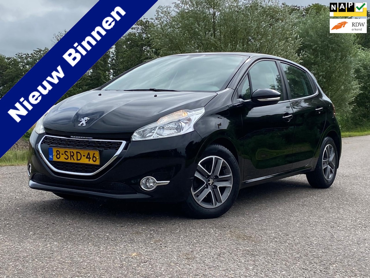 Peugeot 208 - 1.2 e-VTi Active 5DRS AUTOMAAT NAVI AIRCO NAP GOED ONDERHOUDEN - AutoWereld.nl