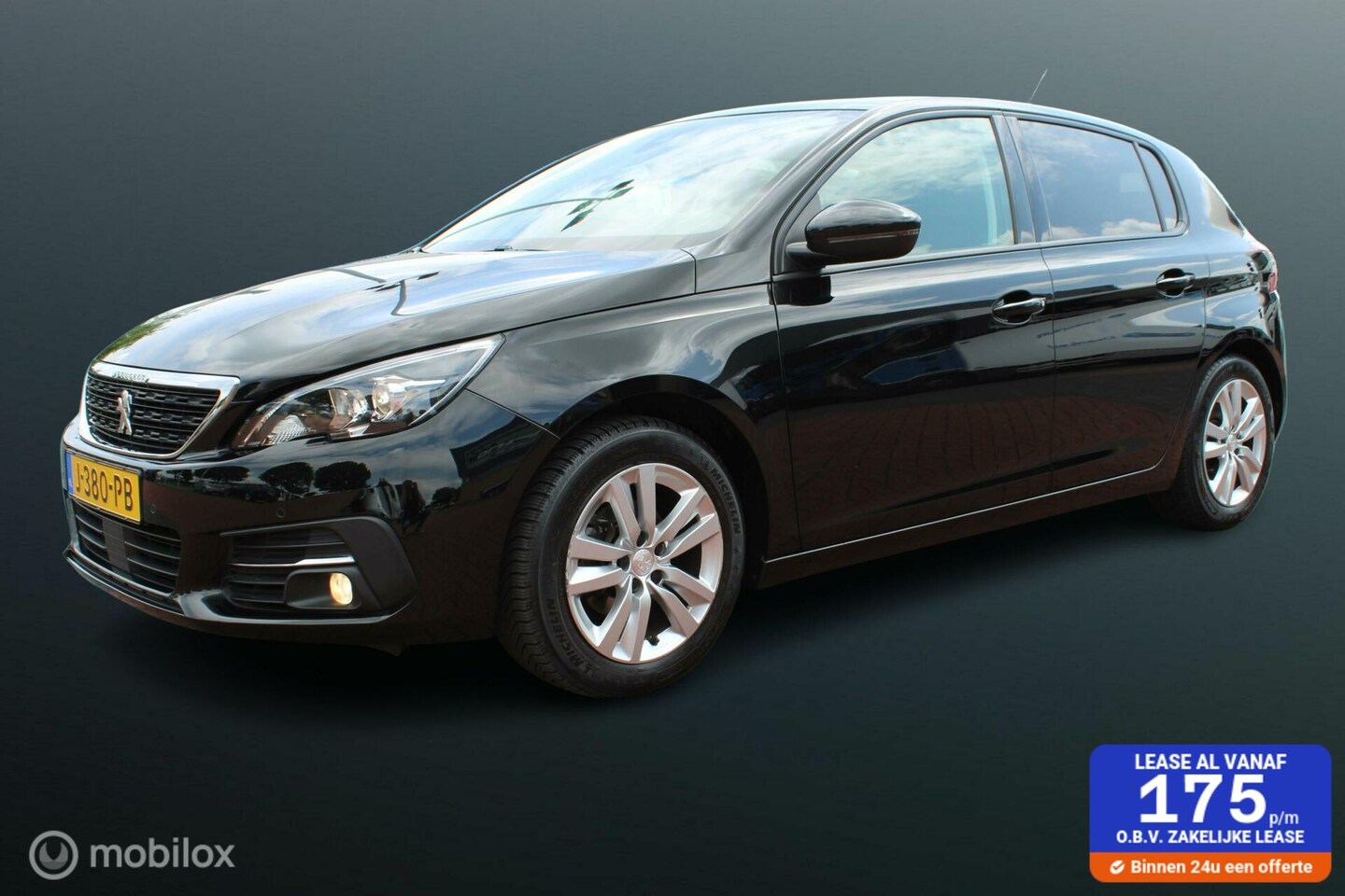Peugeot 308 - 1.2 PureTech Blue Lease Executive 1.2 PureTech Blue Lease Executive, Trekhaak, Pano, voor/achter Pdc + Camera, App connect, - AutoWereld.nl