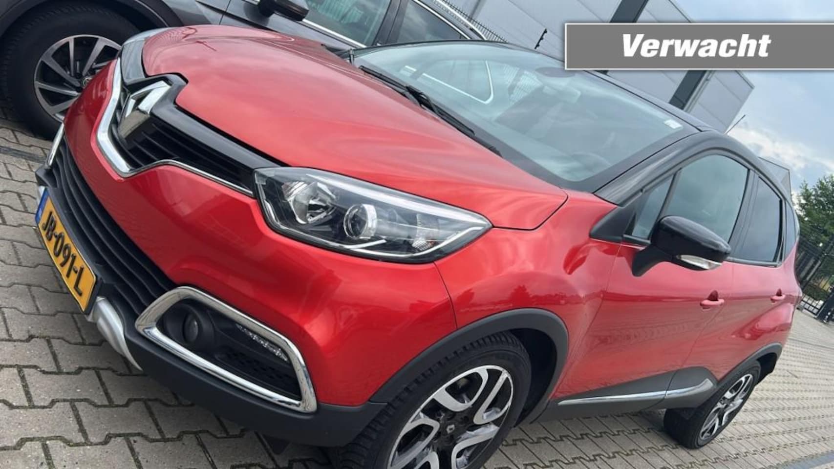 Renault Captur - 1.2 TCE XMOD automaat ,trekhaak, leer - AutoWereld.nl