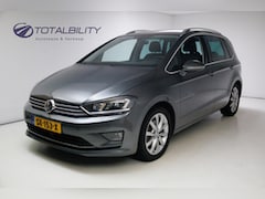 Volkswagen Golf Sportsvan - 1.4 TSI Highline 150 PK Automaat | Adap. Cruise | Navigatie | Parkeersensoren V+A | Stoelv