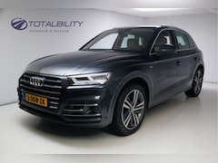 Audi Q5 - 55 TFSI e 367 PK quattro Competition S-Line Panoramadak, Luchtvering, Volledig leer, Adapt