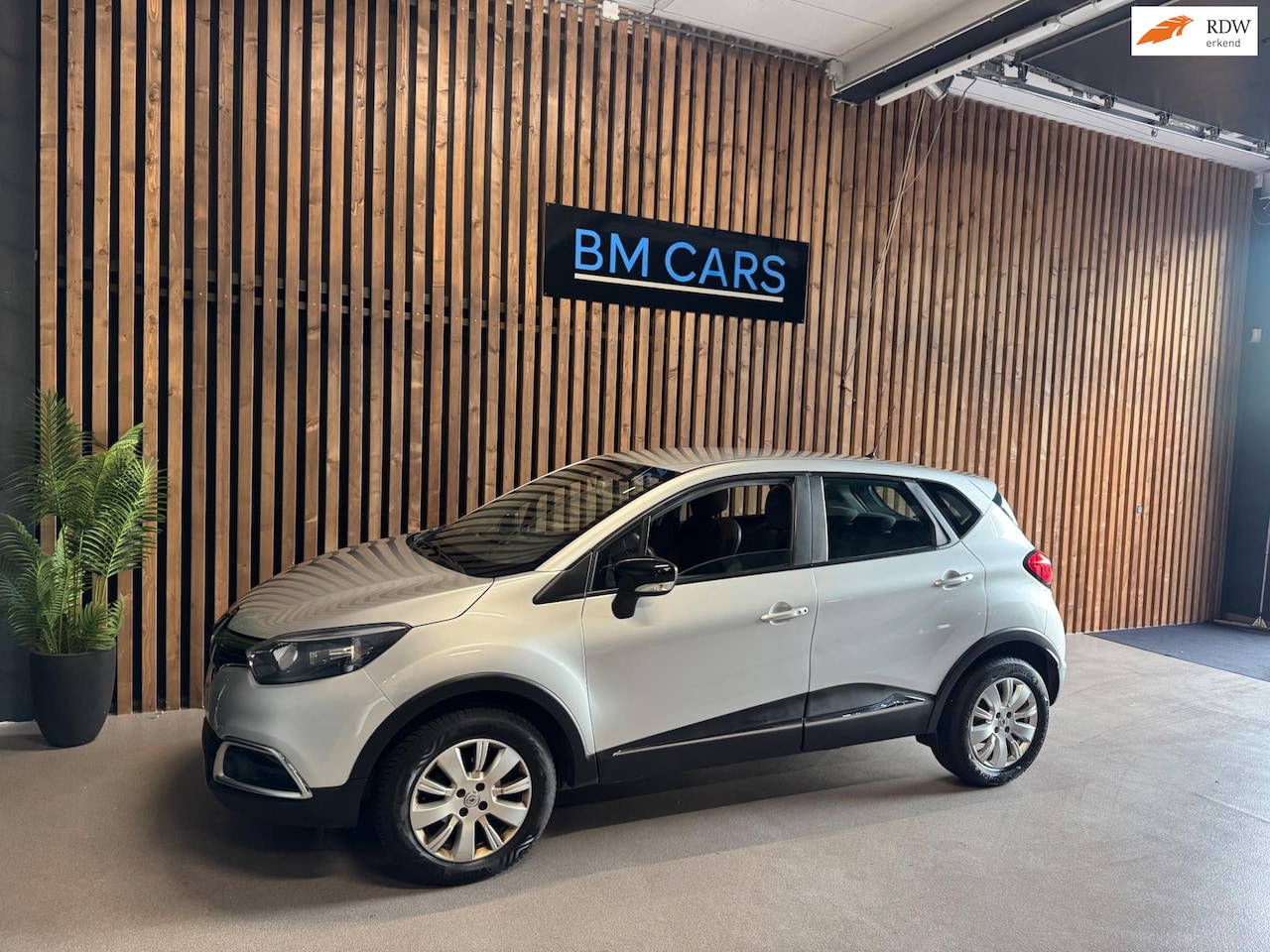 Renault Captur - 0.9 TCe Dynamique Airco, Navigatie, Trekhaak - AutoWereld.nl